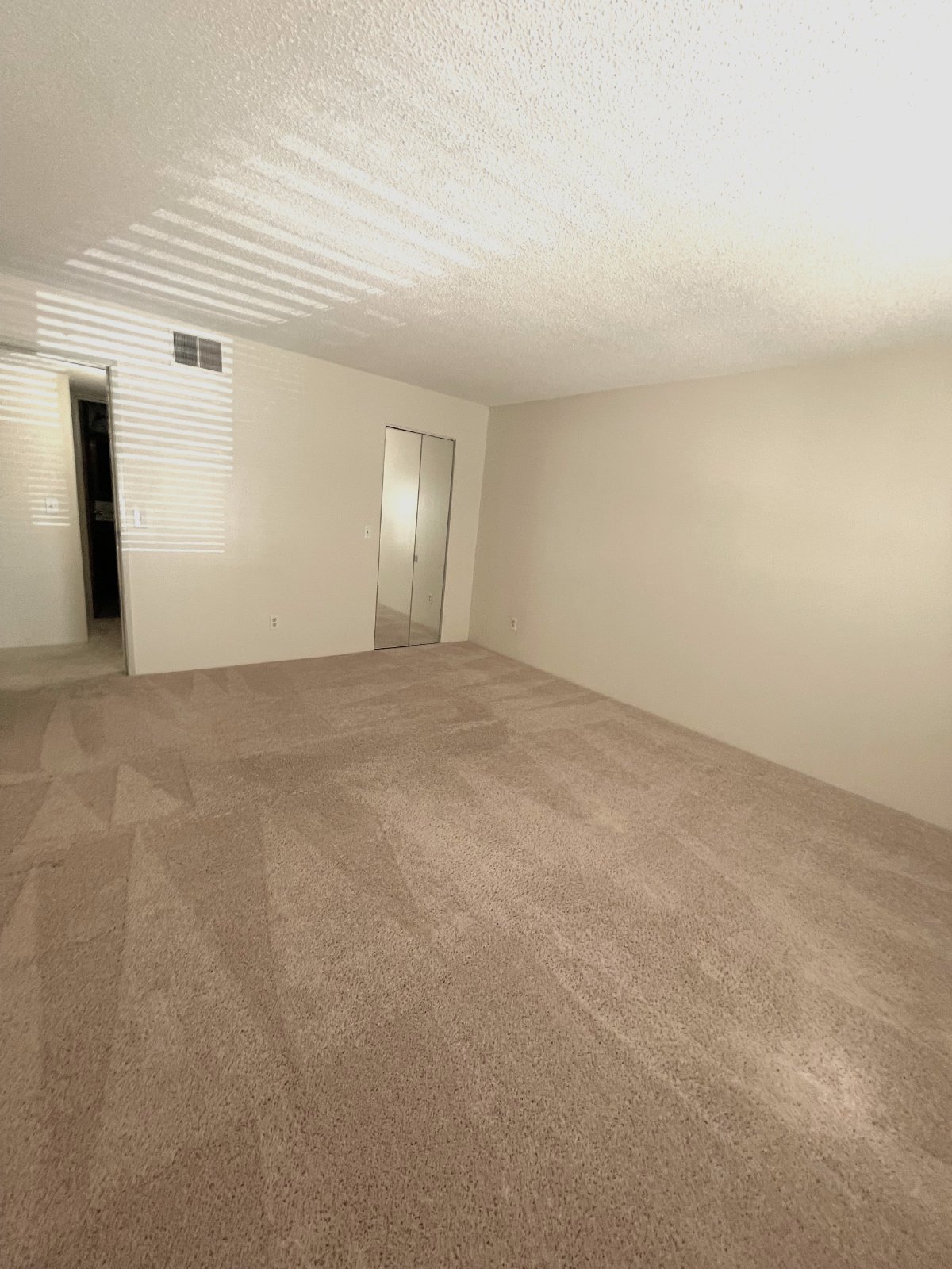 Charming 1 Bed Condo in Lakewood, CO - Perfect for Comfortable Living property image